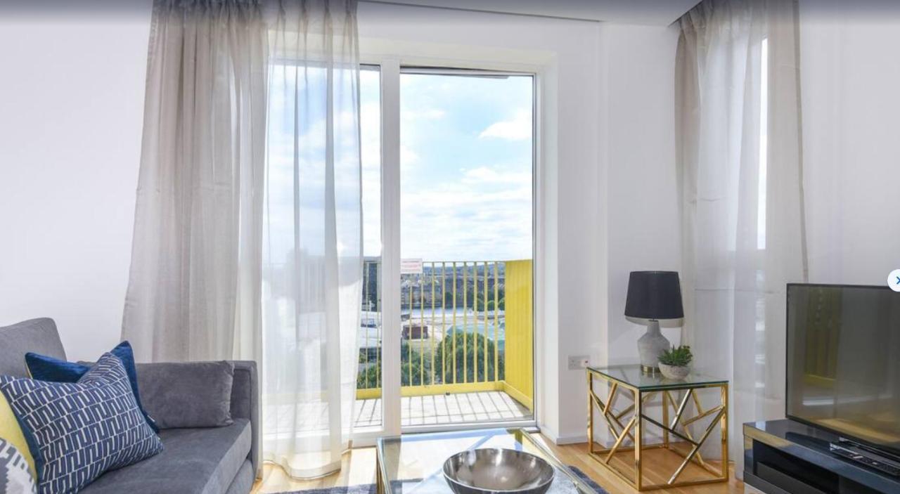 Charles Hope Millharbour Apartment ลอนดอน ภายนอก รูปภาพ