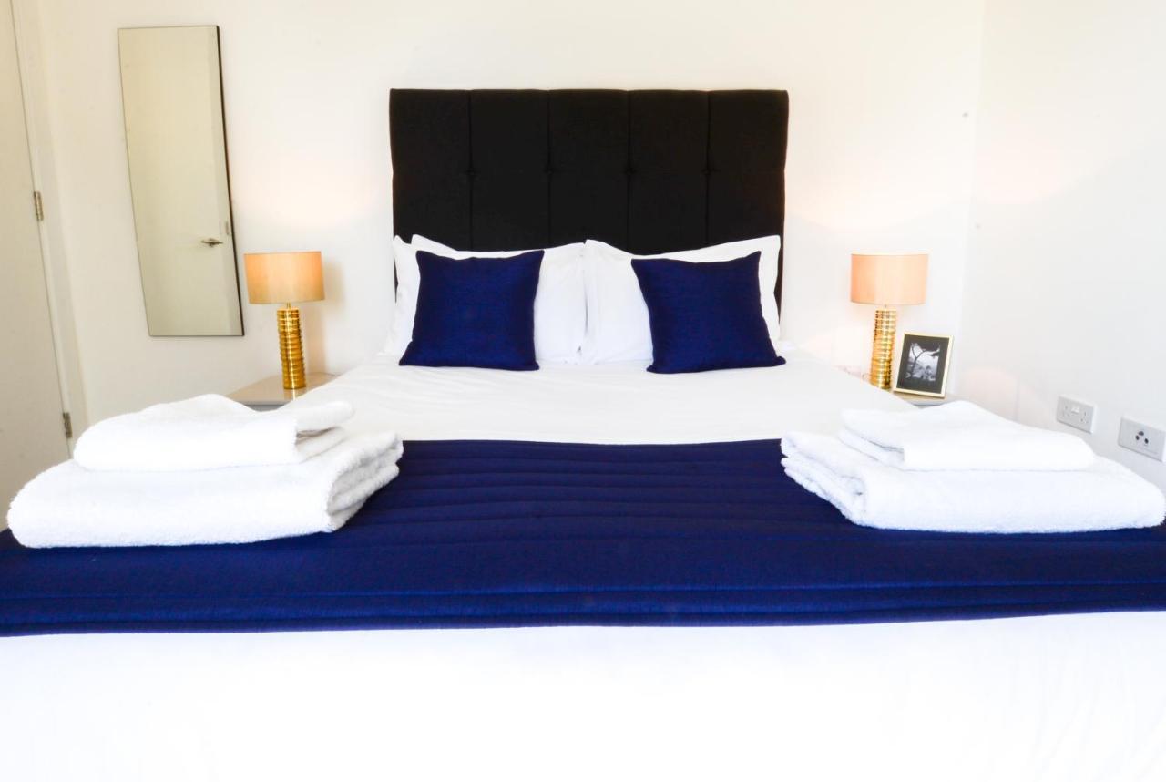 Charles Hope Millharbour Apartment ลอนดอน ภายนอก รูปภาพ